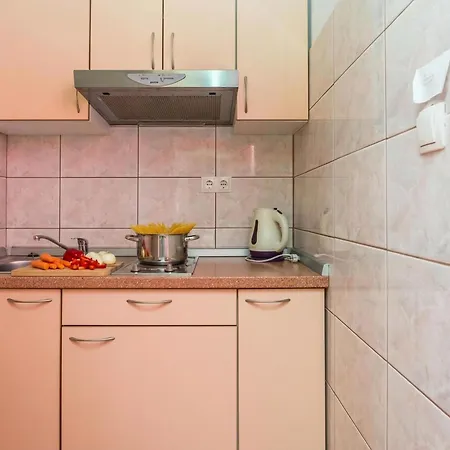 Basic Apartment