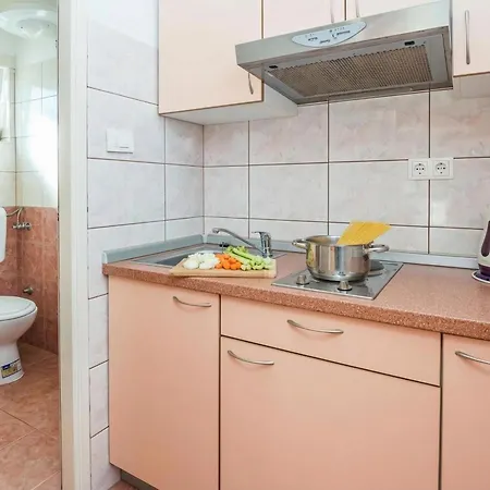 Basic Apartment