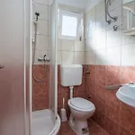 Basic Apartment *