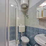 Basic Apartment Vir