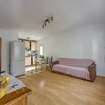Basic Apartment Vir