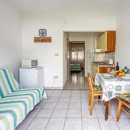 Basic Seaside Appartement *
